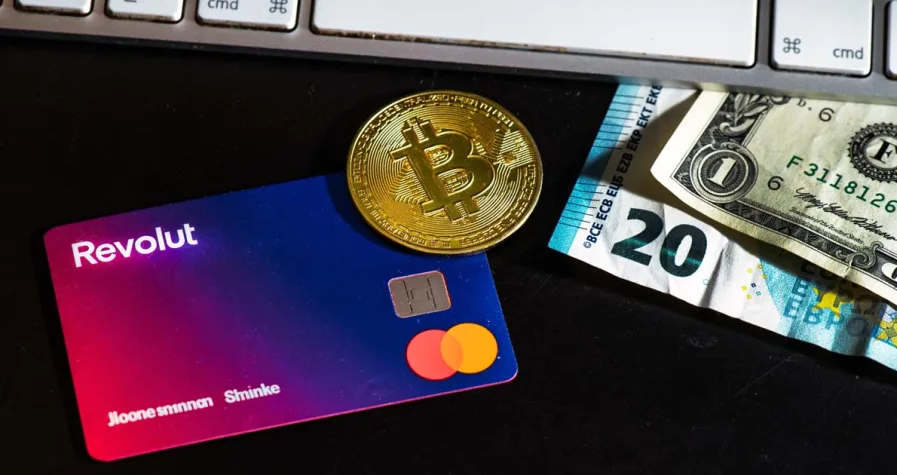 revolut logo